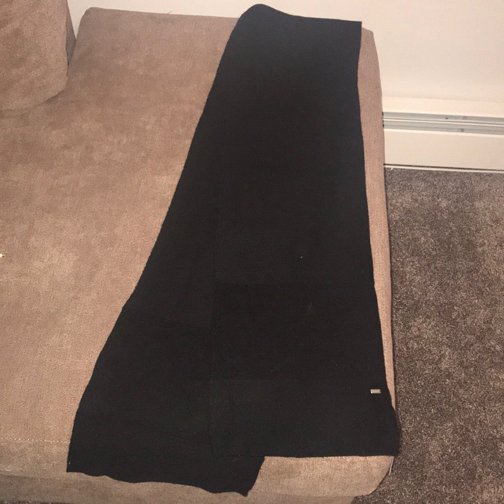 Authentic Coach scarf
